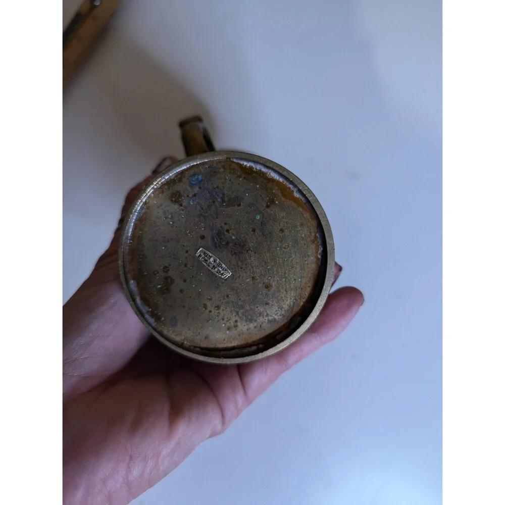 Vintage brass ?‎ Peacock design eagle face handles alter flower vase estate find